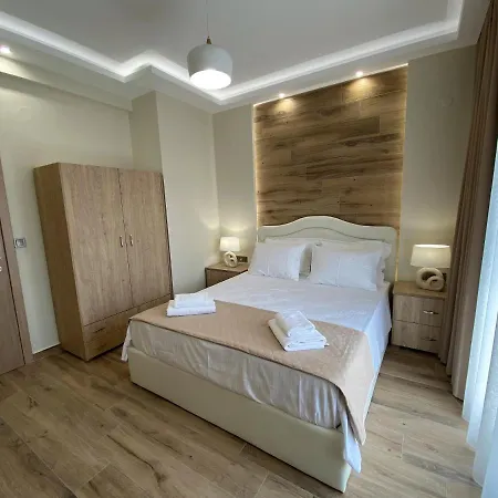 Katia פפקוהורי